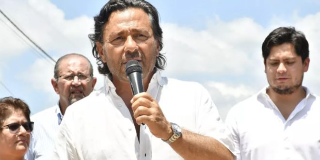 Sáenz anunció que a partir de enero se reactivará la obra del complejo habitacional en Tartagal